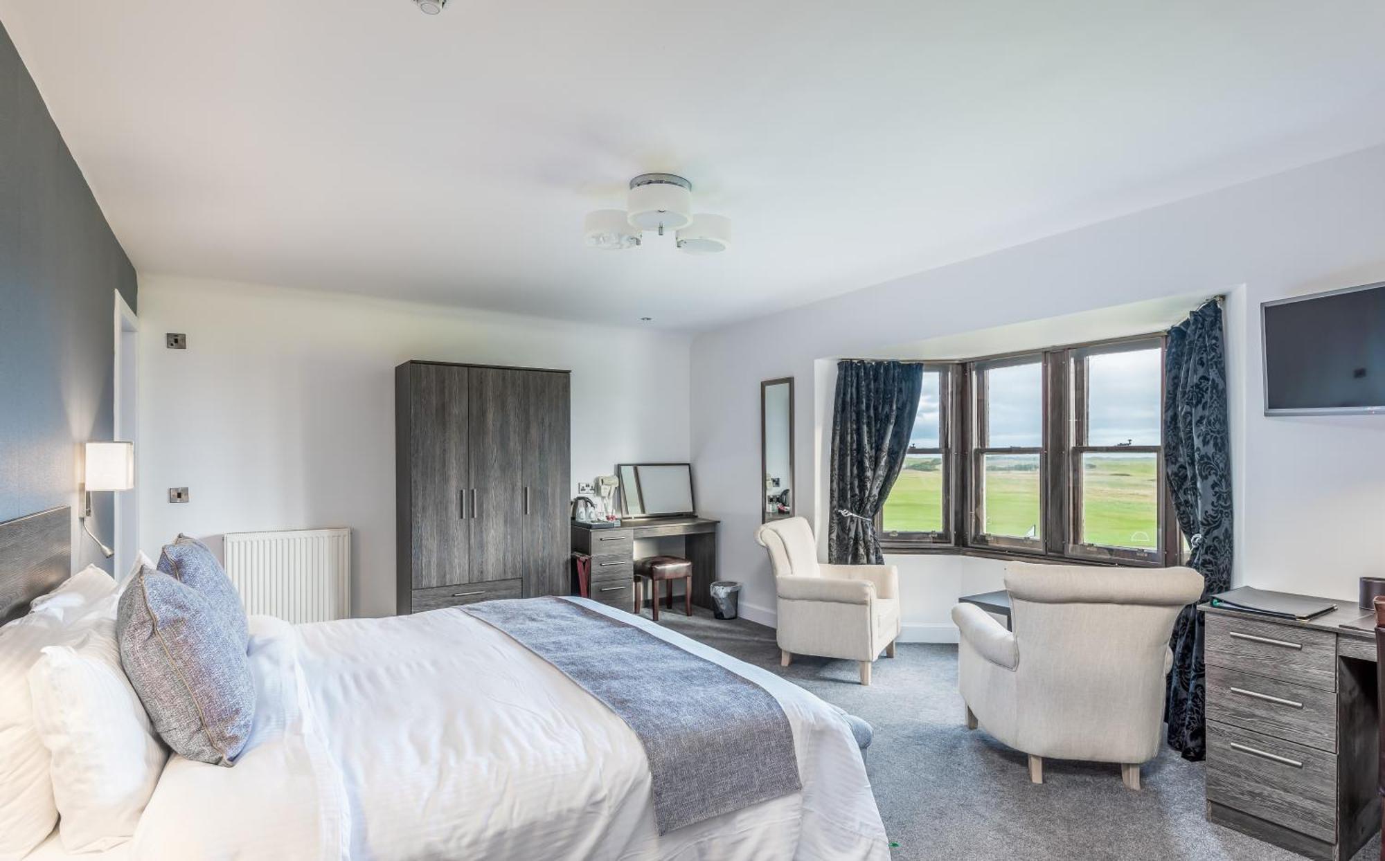 Grey Harlings Rooms Montrose Exterior photo